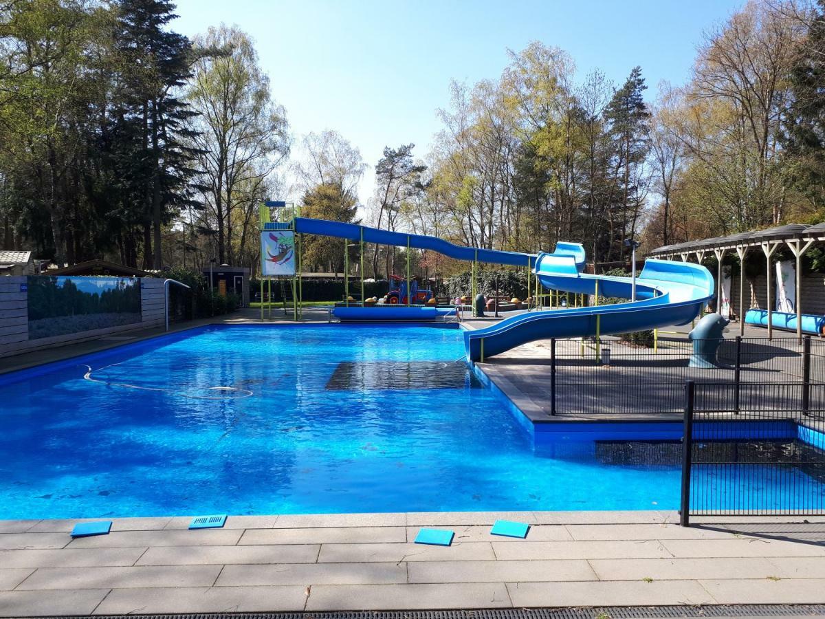 Boshuis Turquoise / Smaakvol Genieten Op De Veluwe Hoenderloo Exterior photo